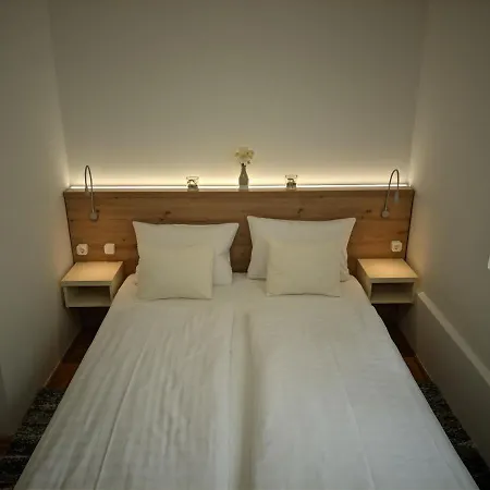 Vendeghaz Szarvaskő